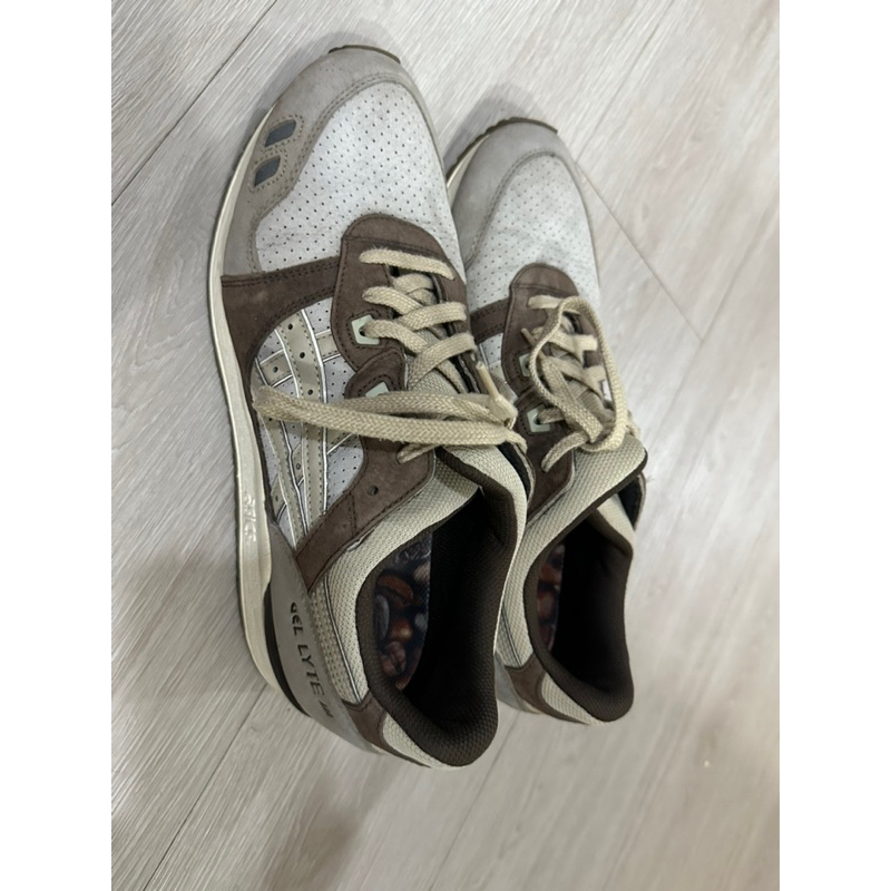 PRELOVED ASICS GEL LYTE