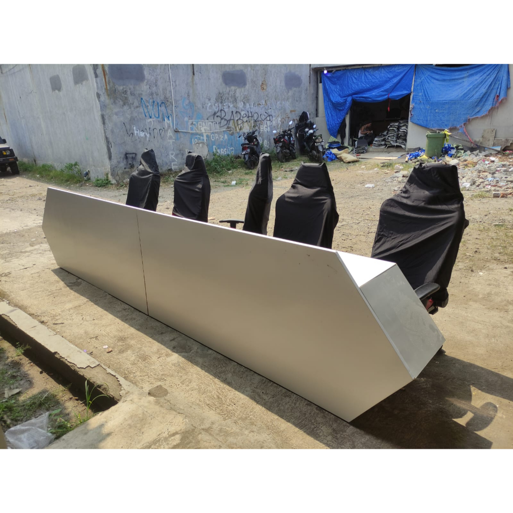 big chair || Gudang Sewa Kursi dan meja Turnamen Gaming, Gamers VVIP, telkom, ESL