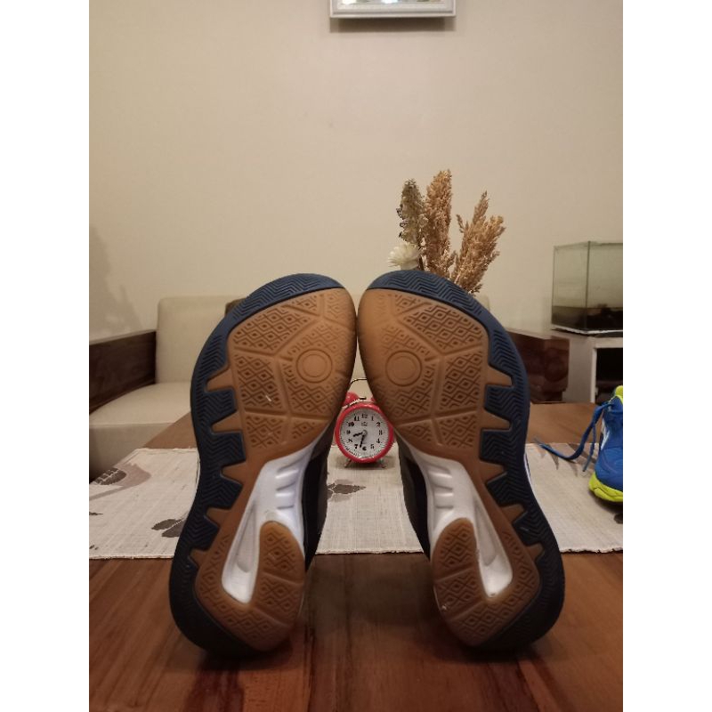 sepatu lining xtructure