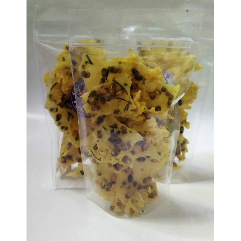 

Peyek kacang hijau