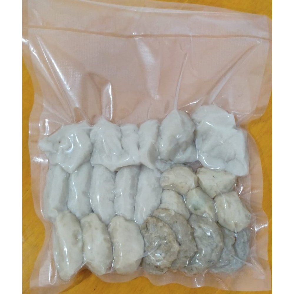 

<Luar Kota> Pempek Campur
