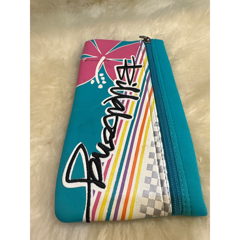 

tempat pensil Billabong