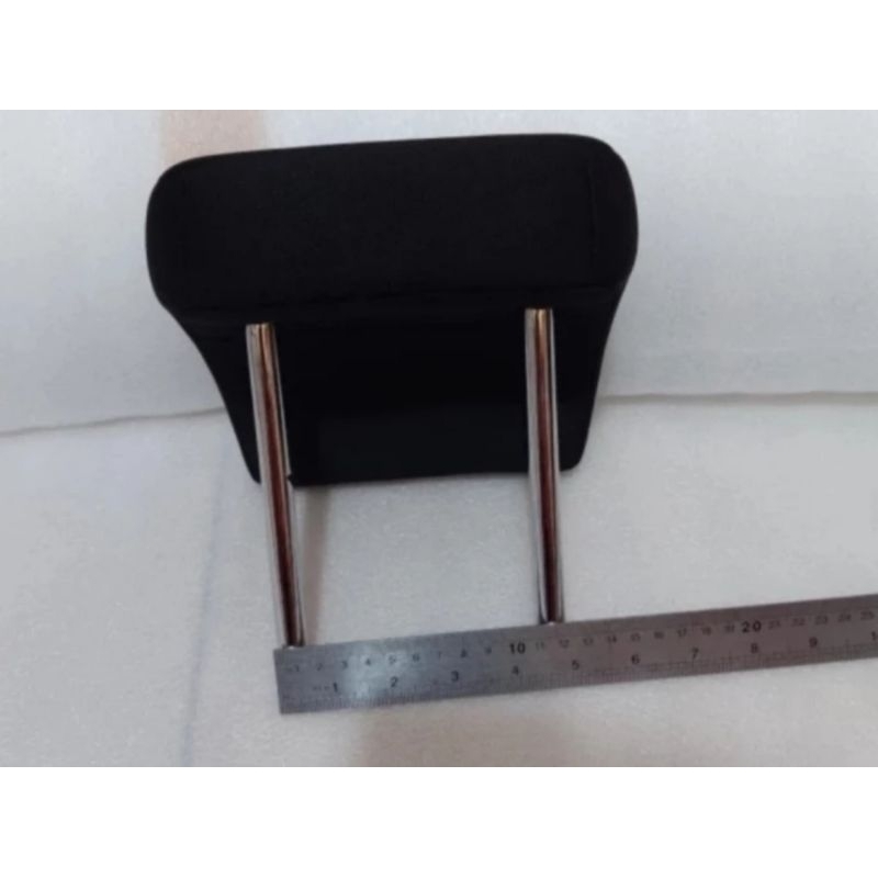 senderan kepala jok tengah Honda mobilio brv original