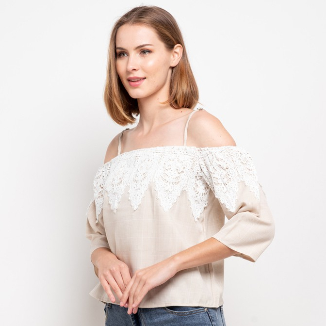 Avenue Top Sabrina Drop Lace - Atasan Korea - Top Crop Vintage Korea (SKU 21583)