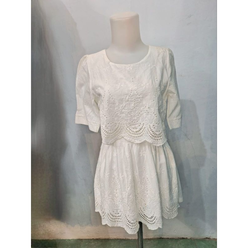 blus wanita putih  import