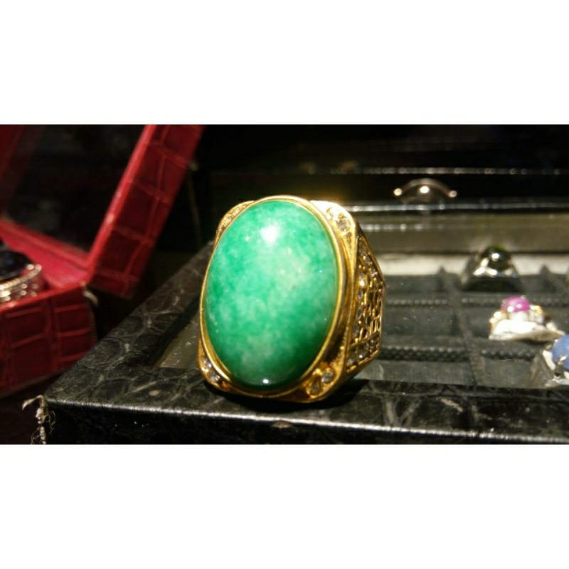 Cincin Batu Giok Cina