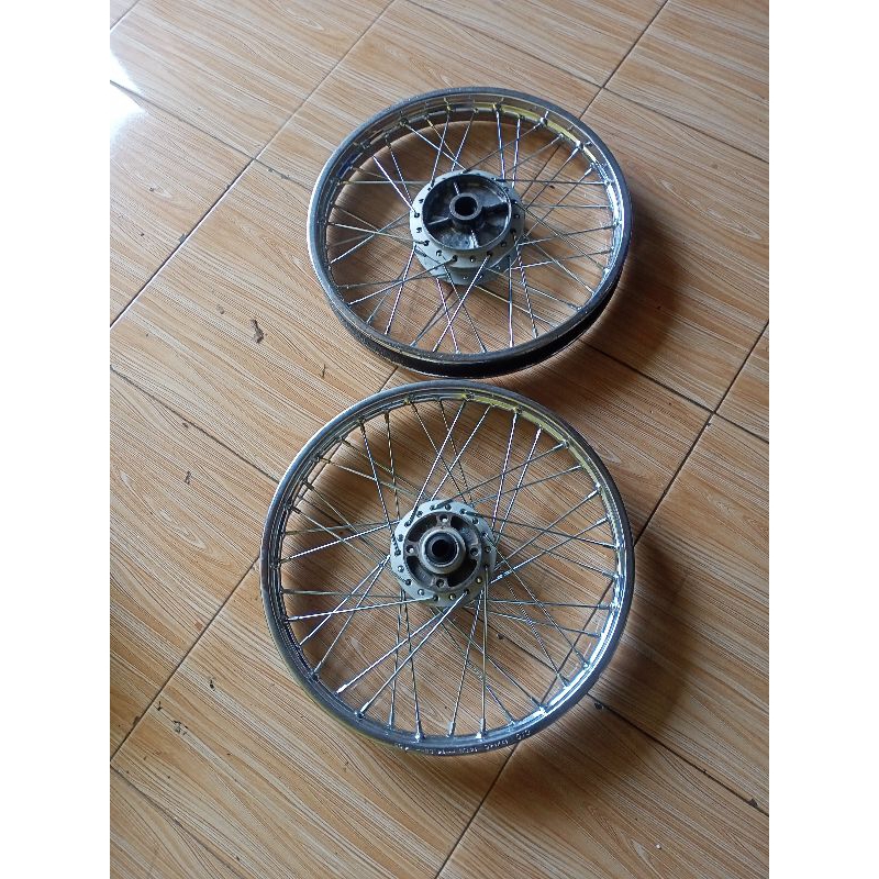 pelek jari jari Honda karisma