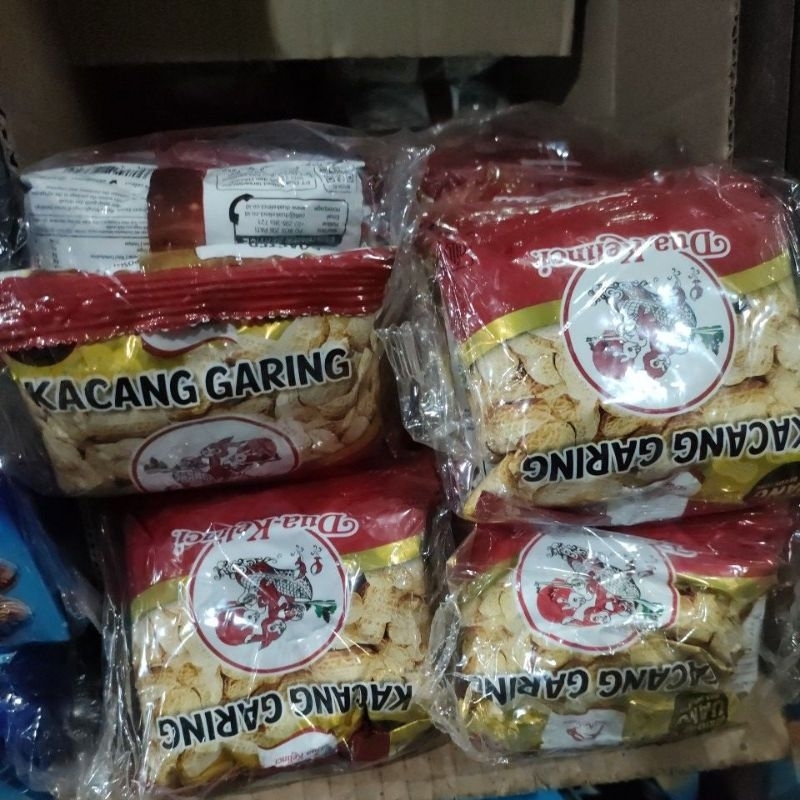 

kacang garing dua kelinci 1 pak