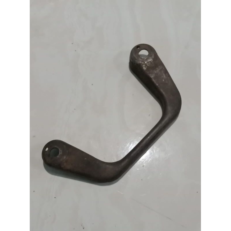 Pegangan jok begel bawah motor yamaha v80 robot superdeluxe original second