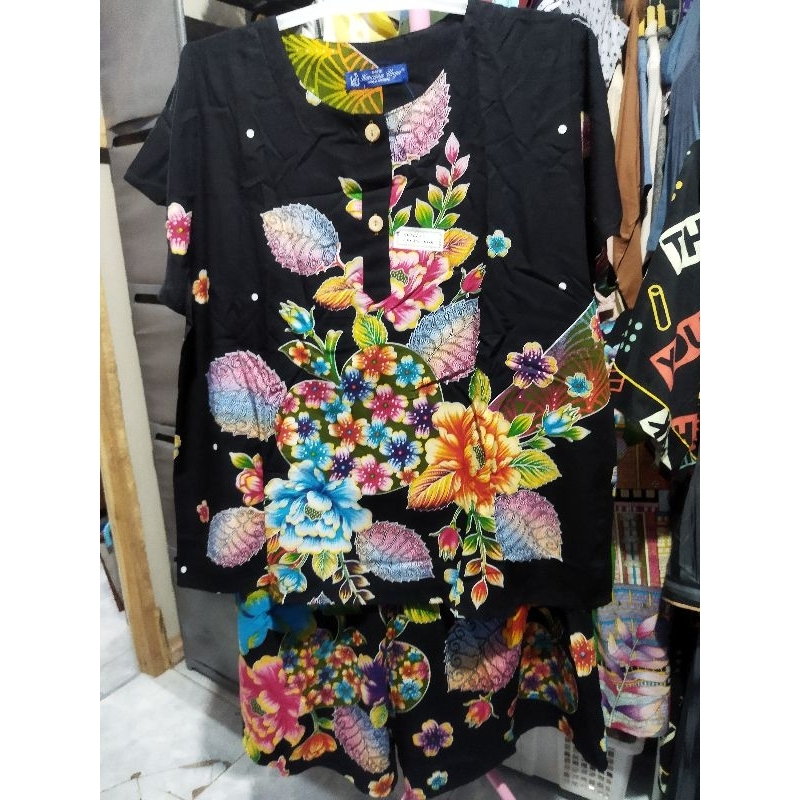 Setelan Celana Kencana Ungu Label Biru