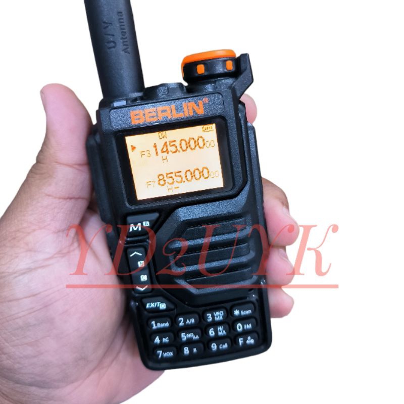 Berlin BL-558 HT Multiband VHF U350 U400 Unlock 800MHz