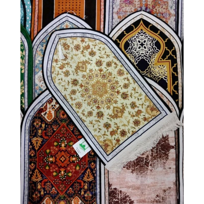 Sajadah Cuba Kubah Mini MOTIF Muka Anti Slip ukuran 35x65cm