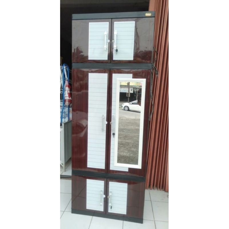 Lemari pakaian Naiba gantung jumbo maroon