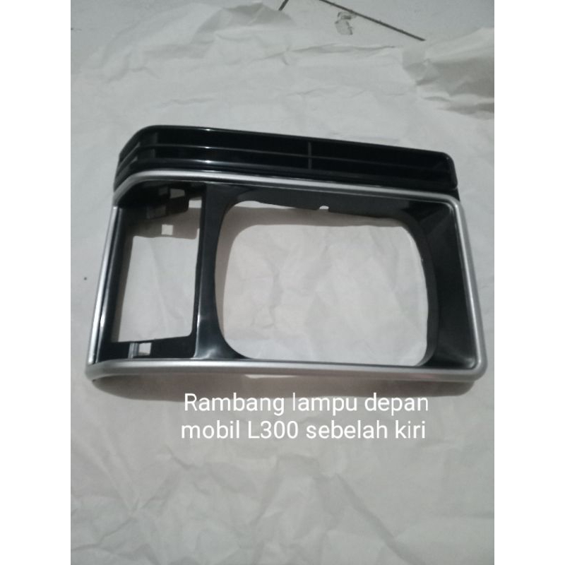 rambang lampu depan mobil L300 lama sebelah kiri