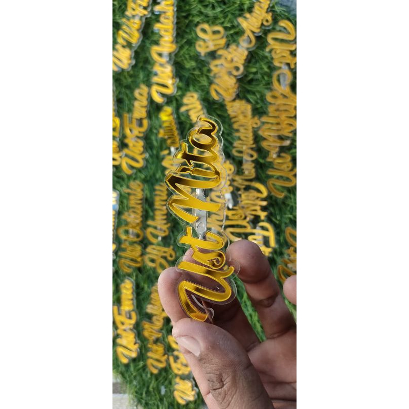 Bros nama / Nama dada / Bros hijab