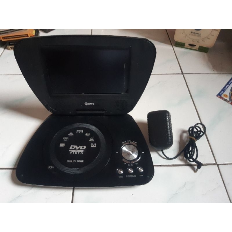dvd player portable GMC 808R video game