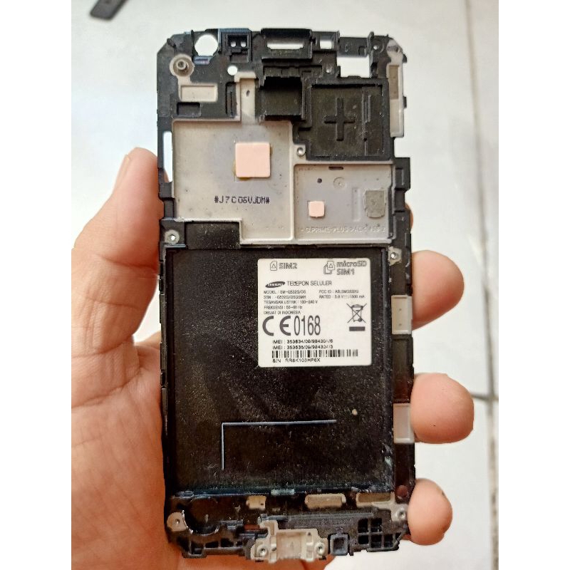 tatakan lcd samsung j2 prime ori
