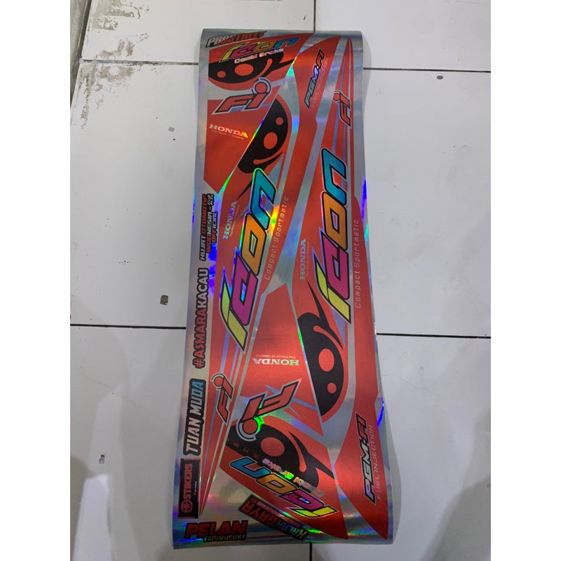 STRIPING BEAT FI HOLOGRAM