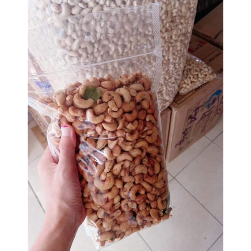 

kacang Mede utuh 500 gram matang