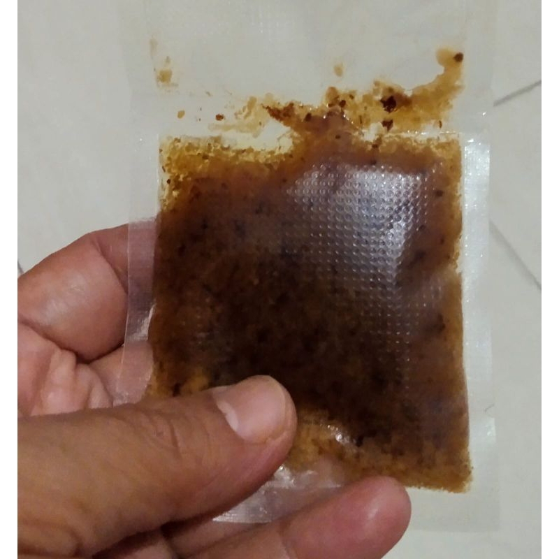 

Bumbu Nasi Goreng Sachet Instant Home Made. Halal. Racikan bawang putih, bawang merah, kemiri dan lada. Pas banget buat 2 porsi atau 2 piring nasi goreng. Tanpa bahan pengawet. Aman dan Halal