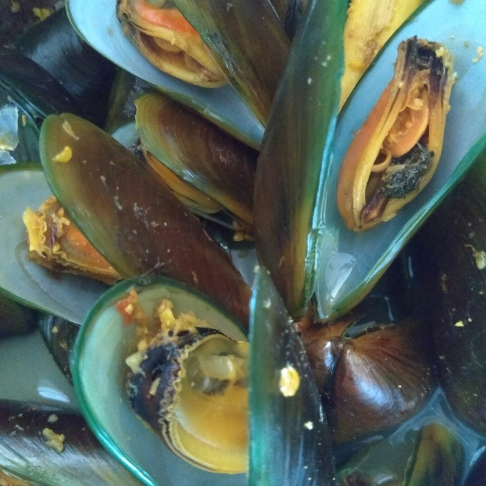 

Kerang hijau 1kg isi banyak FROZEN