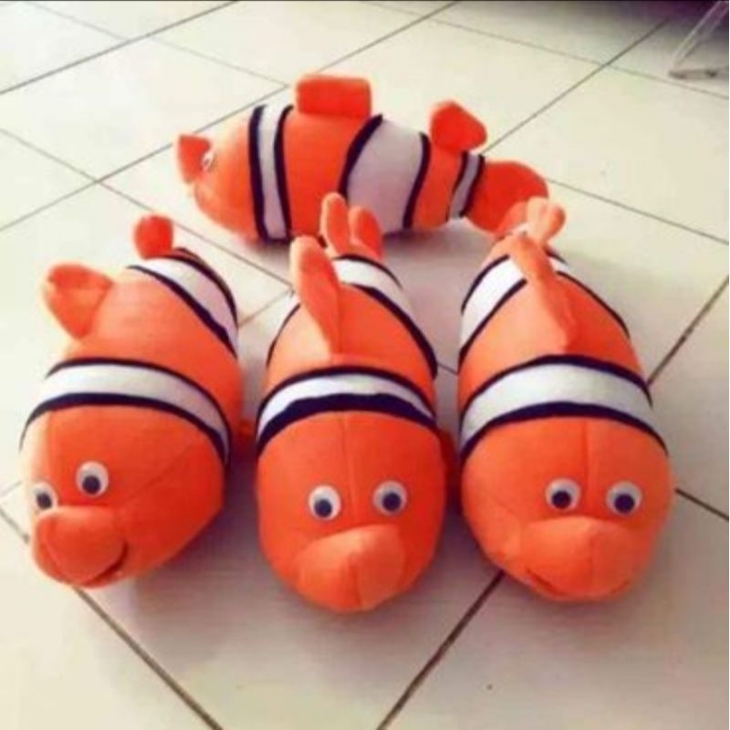 Boneka ikan nemo