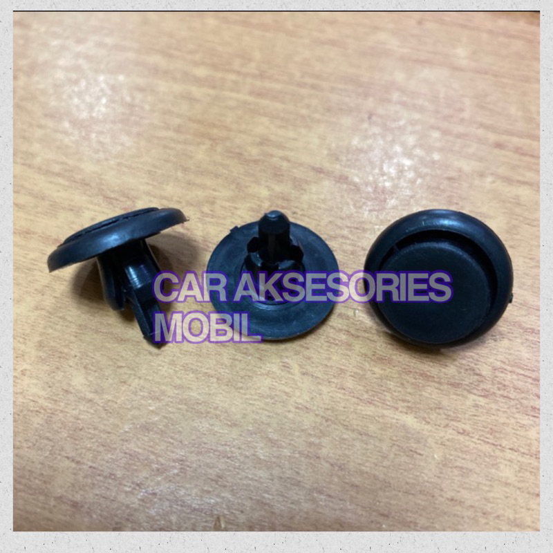 klip kancing liner mobil Toyota Yaris