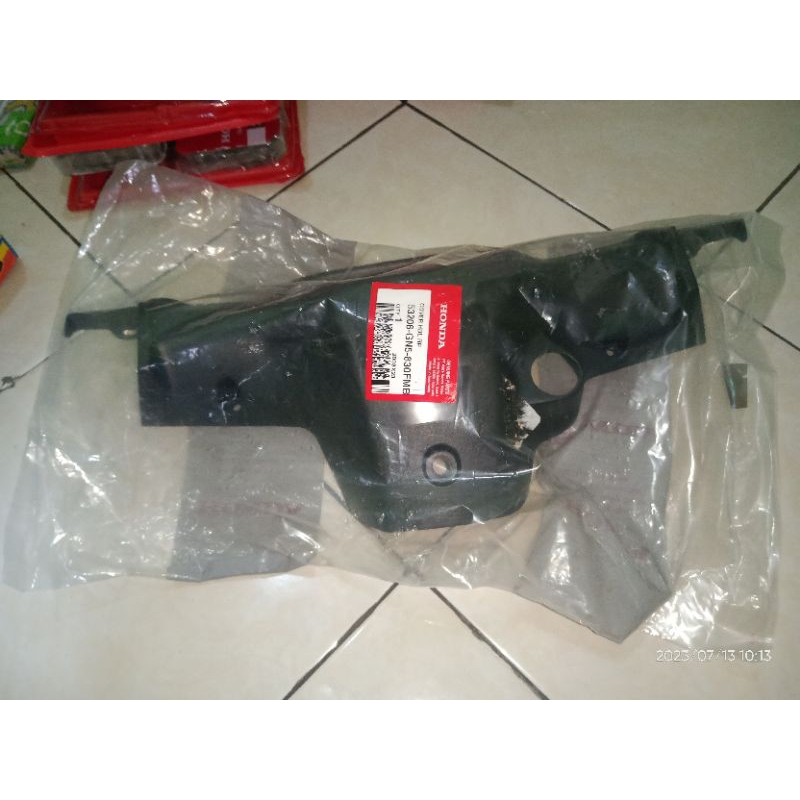 BATOK DEPAN BAGIAN B ASTREA GRAND ORIGINAL AHM HONDA