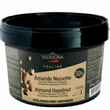 

Valrhona Almond Hazelnut Praline Paste 50% Selai Kacang Almond Coklat 200gr