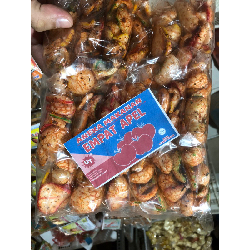 

camilan makanan empat apel