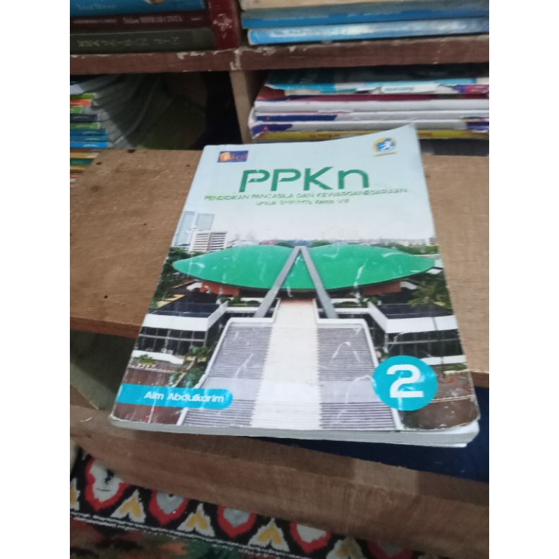 buku PPKn kelas 2 SMP
