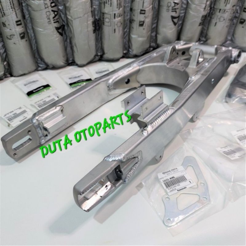 Swing Arm KLX 140 Set Pnp KLX 150 Original Kawasaki