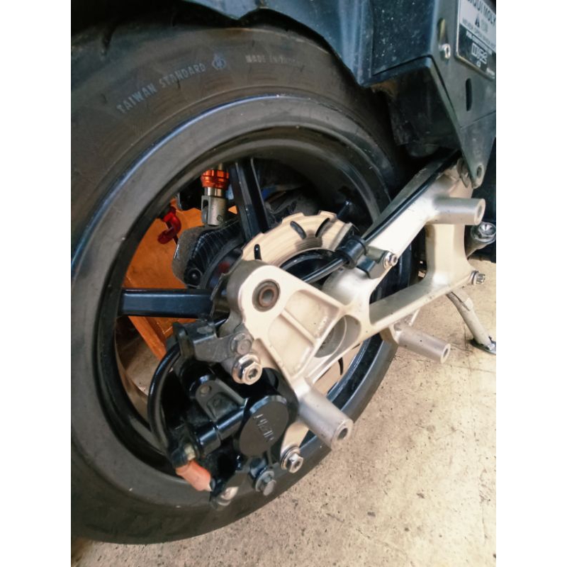 velg Vrossi starmax pcx 150 pnp vario 150 bekas ori vrossi