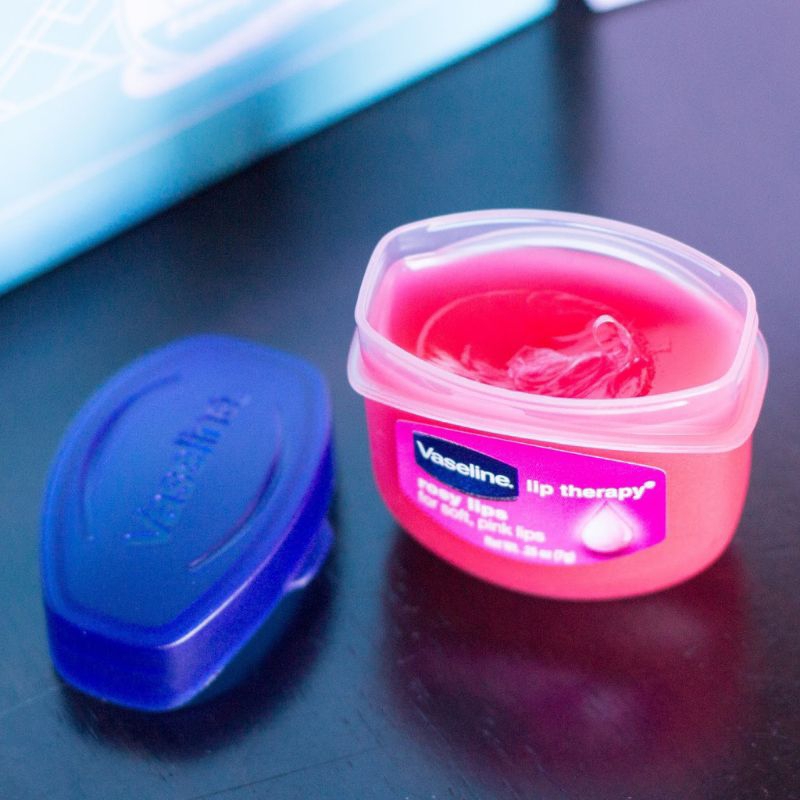 Vaseline rosy lips