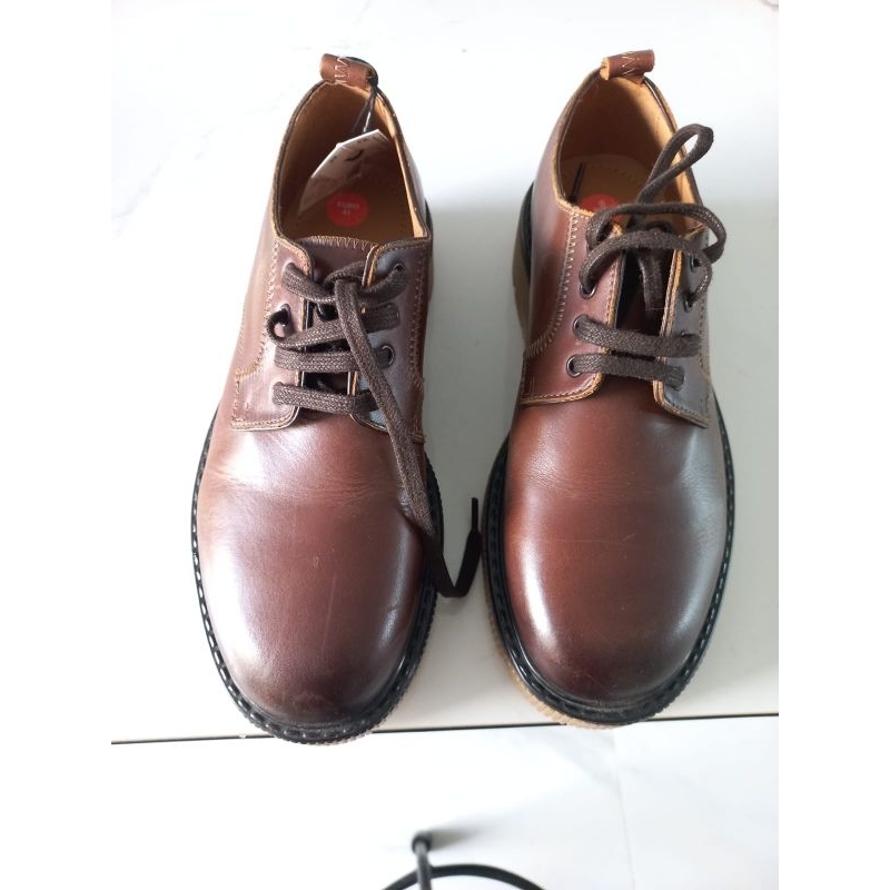 sepatu pria zara original