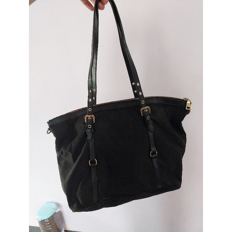 Preloved Predong milano Tote Bag Zipp Lampo #preloved #totebag #coach #NYLON #NILON #LAMPO #RIRIE #T