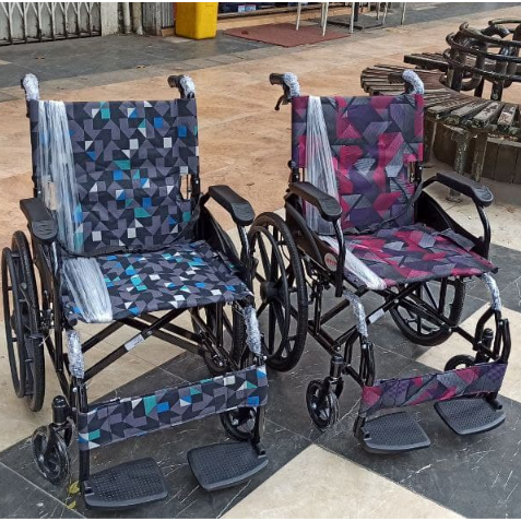 Kursi Roda Serenity 862 Blacksteel Wheelchair/Kursi Roda Lipat Ringan