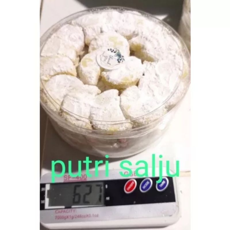 

putri salju homemade fresh dijamin enak