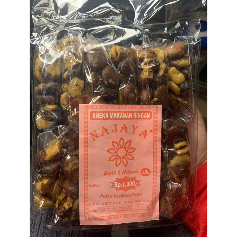 

kacang koro isi 12