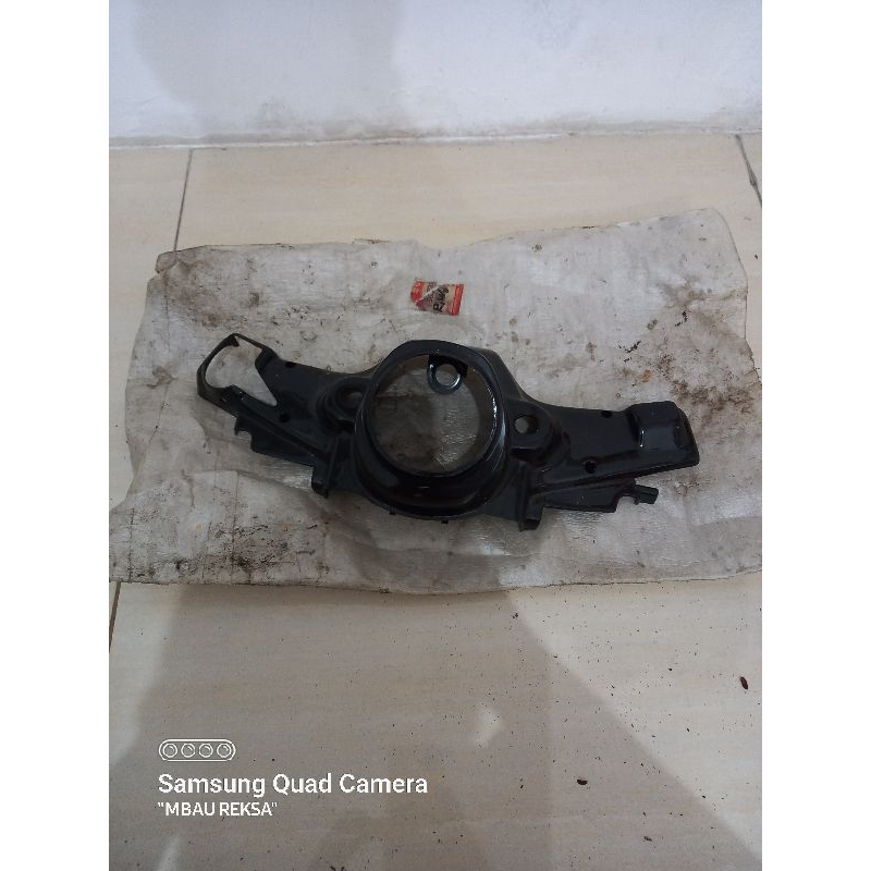 batok bawah suzuki rc100/bravo