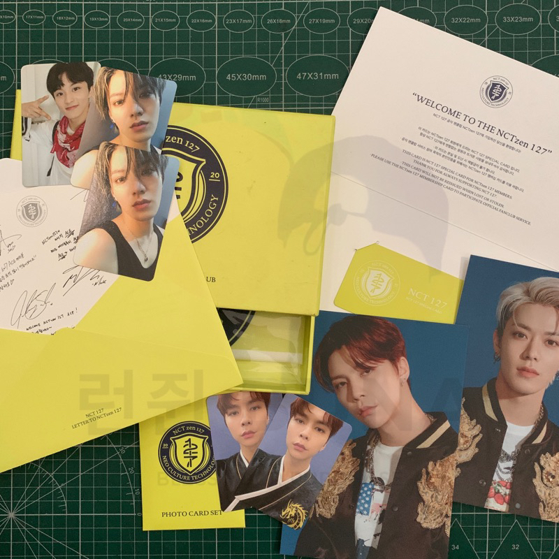 [Ready Stock] Sharing Acekit NCT 127 1st PC Mark & 2nd Member Set Yuta Johnny | Emblem Badge Flag | 