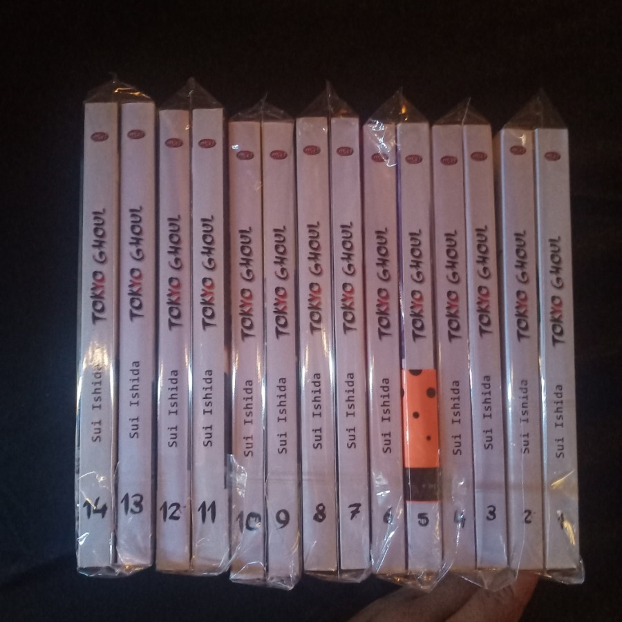 Komik Tokyo Ghoul 1- 14 Set Tamat