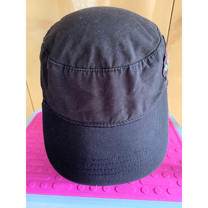 Topi komando sekon Levis hitam