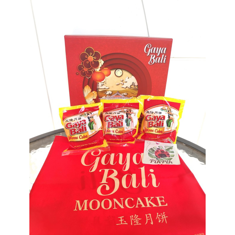 Gaya Bali Mooncake Tiong Jiu Pia White Skin