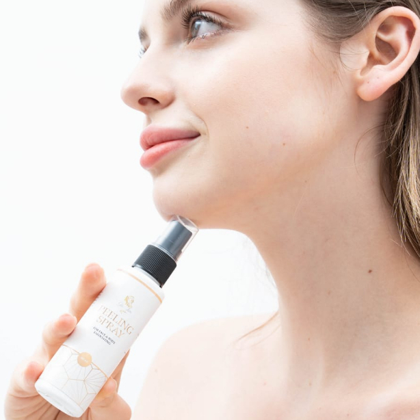 Peeling Spray Scrub Perontok Daki Pemutih Leher Pemutih Ketiak Hitam Dan Selangkangan Hitam GITAGLOW