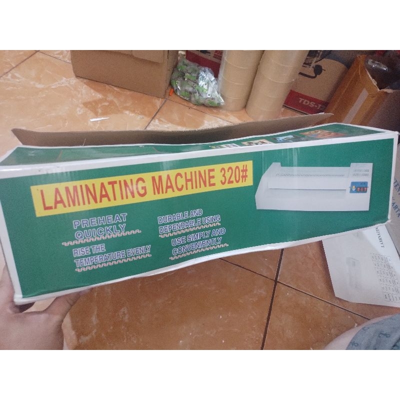 

MESIN Khusus LAMINATING A3 V-ONE Berkualitas Teruji Tahan Panas Power 650 watt Daya 220 volt suhu max 200 derajat Kualitas Hasil Laminating Terbaik Terjamin Pemakaian