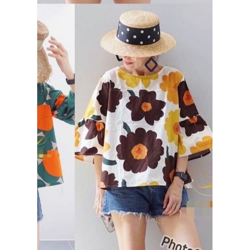 Baju bunga bunga wanita