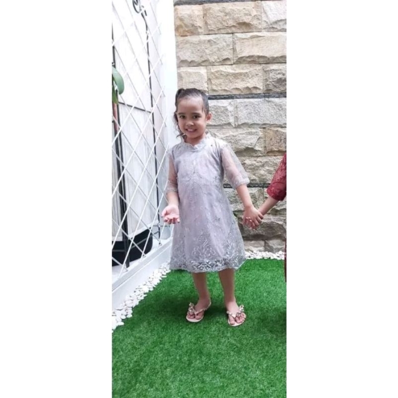 Dress malikha anak / dress modern / kebaya anak / kebaya anak natal / baju pesta anak