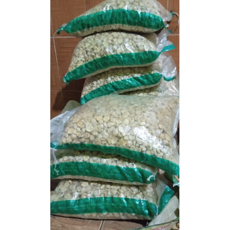 

kemiri pecah kualitas Super| bumbu dapur| kemiri rempah rempah 1kg