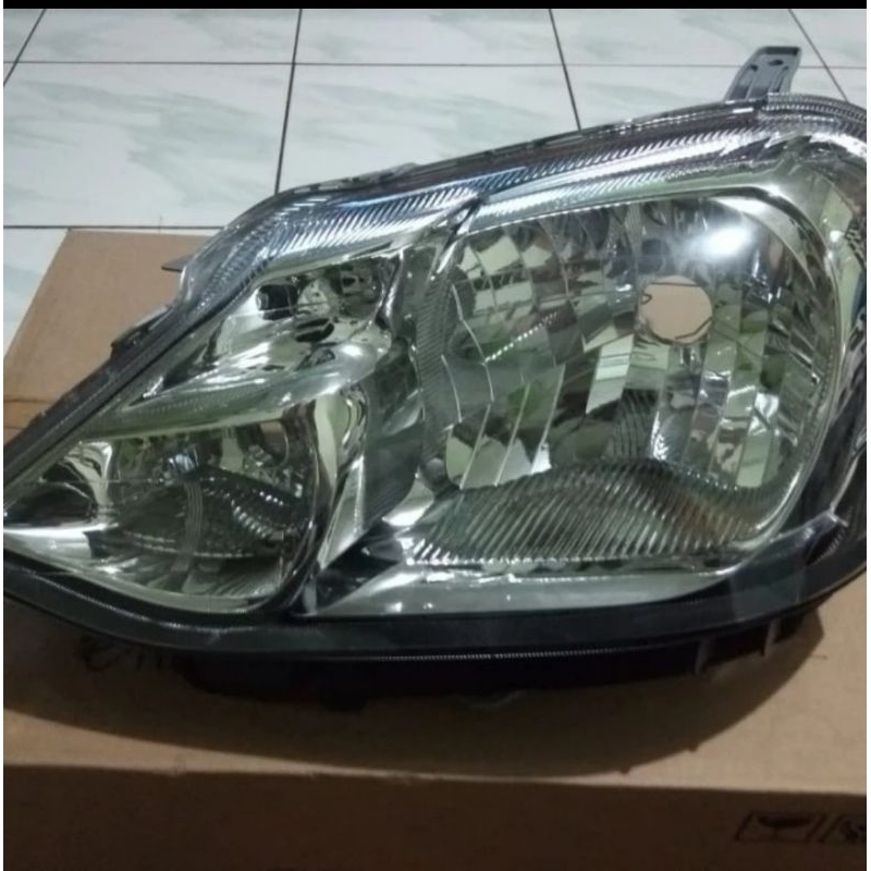 Headlamp Lampu depan Etios Valco original